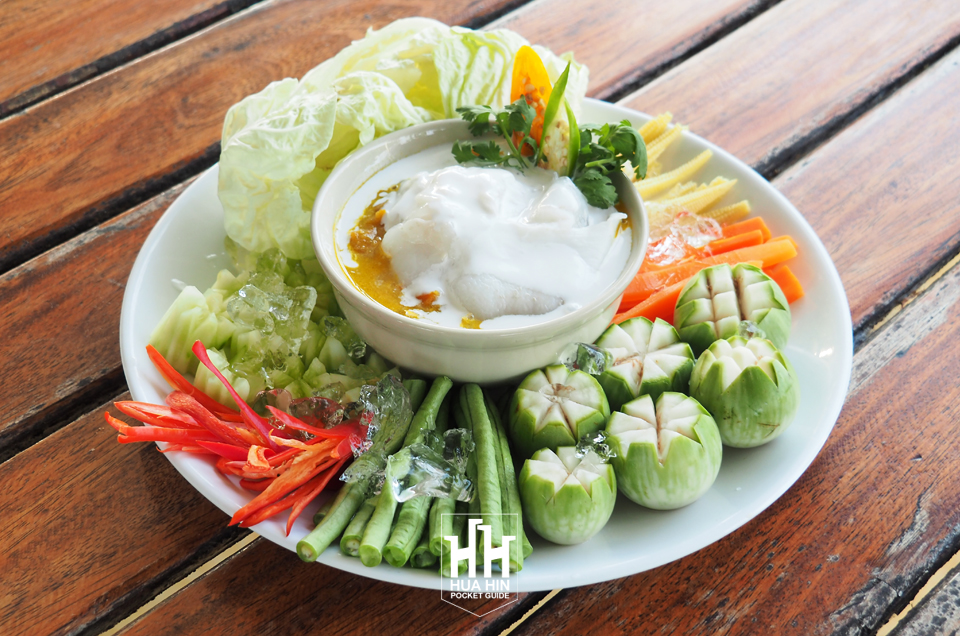 เรือริมธาร