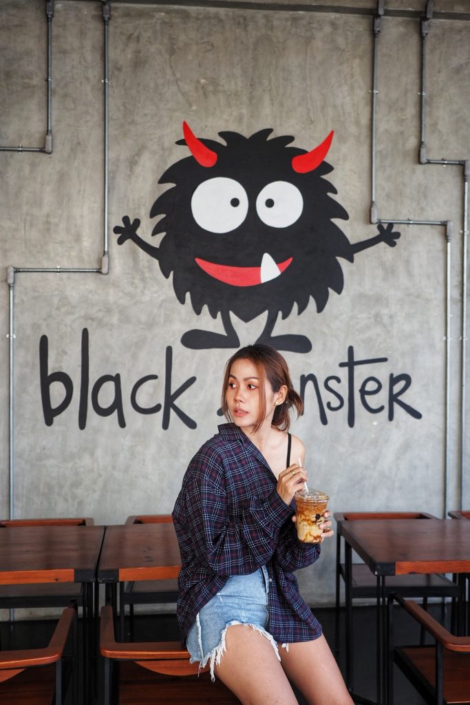 Black Monster Cafe